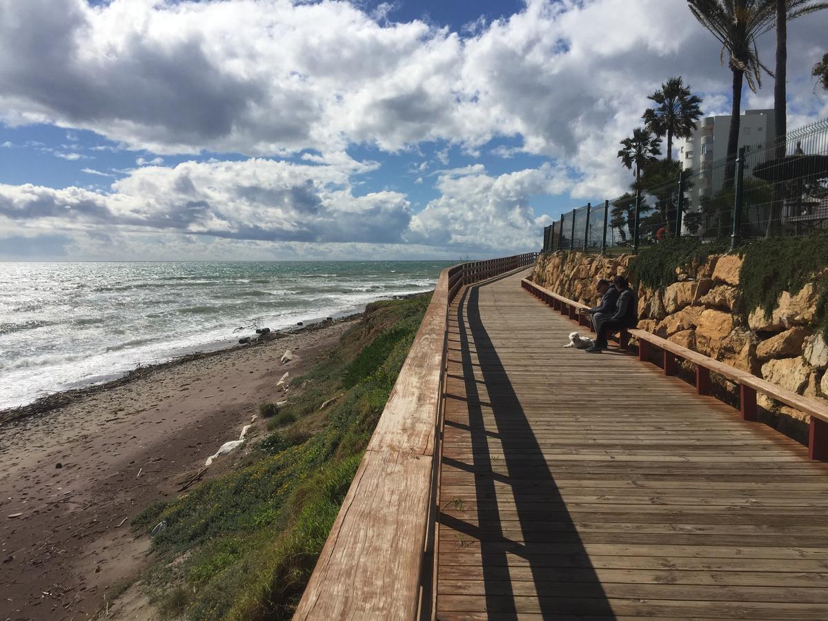 Nest Studio Playa Alhamar Sitio de Calahonda ภายนอก รูปภาพ